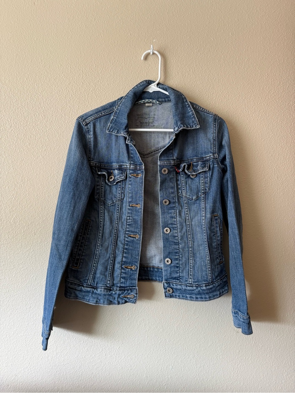 Levi's Classic Blue Denim Jean Jacket